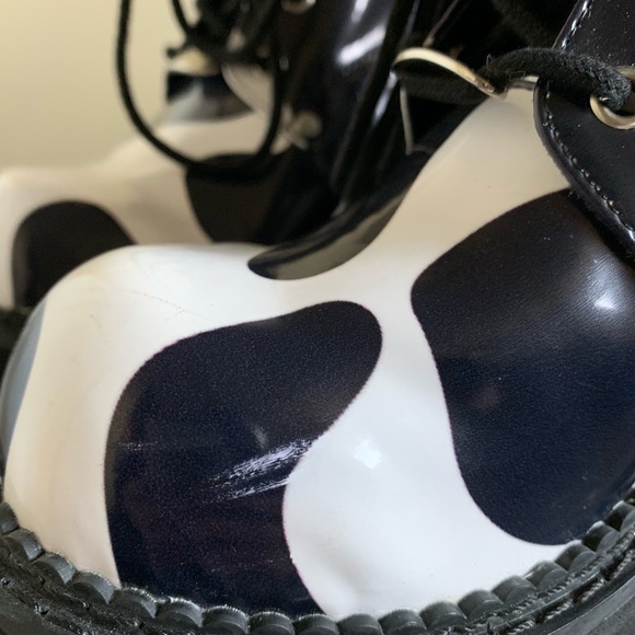 SOLD OUT dELiA*s Animal Behavior Platform Boots - Picture 4 of 4